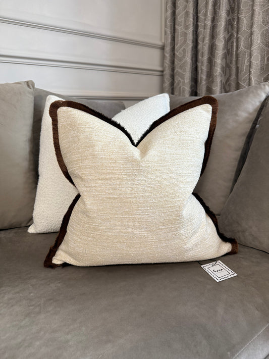 Chai linea Luxe cushion cover